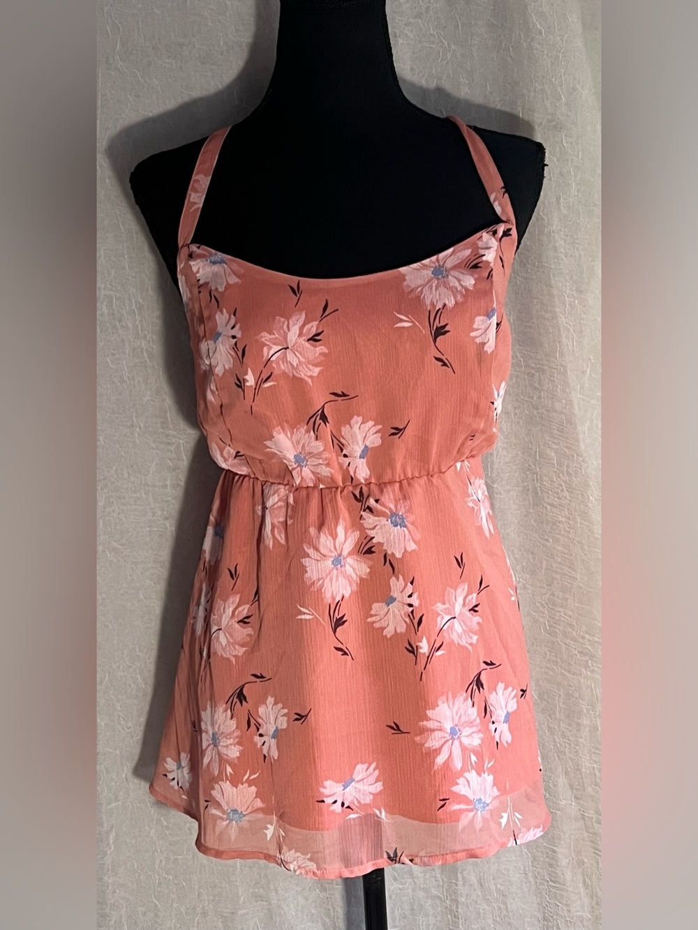 torrid Coral Pink Floral tank with adjustable straps